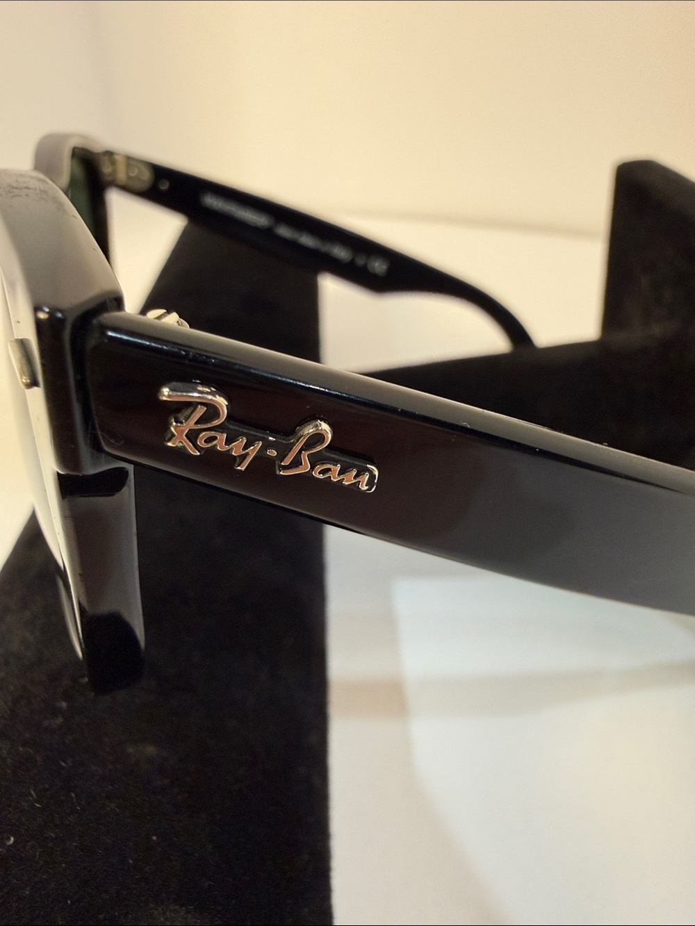 Vintage Ray-Ban Black Wayfarer Sunglasses with Green Lenses - Picture 2 of 16
